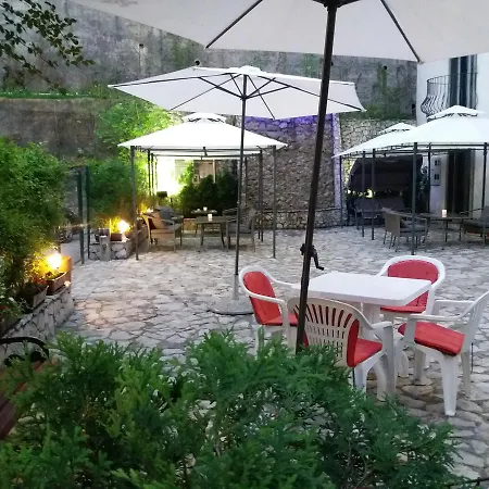 Vila Hayat 3*